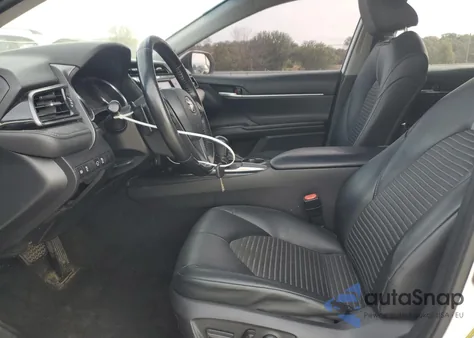 2019 Toyota Camry L из США, поврежденный, VIN 4T1B11HK3KU271966